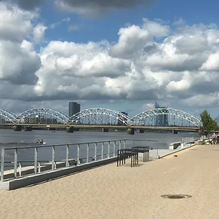 Lägenhet Riverside Promenade S *